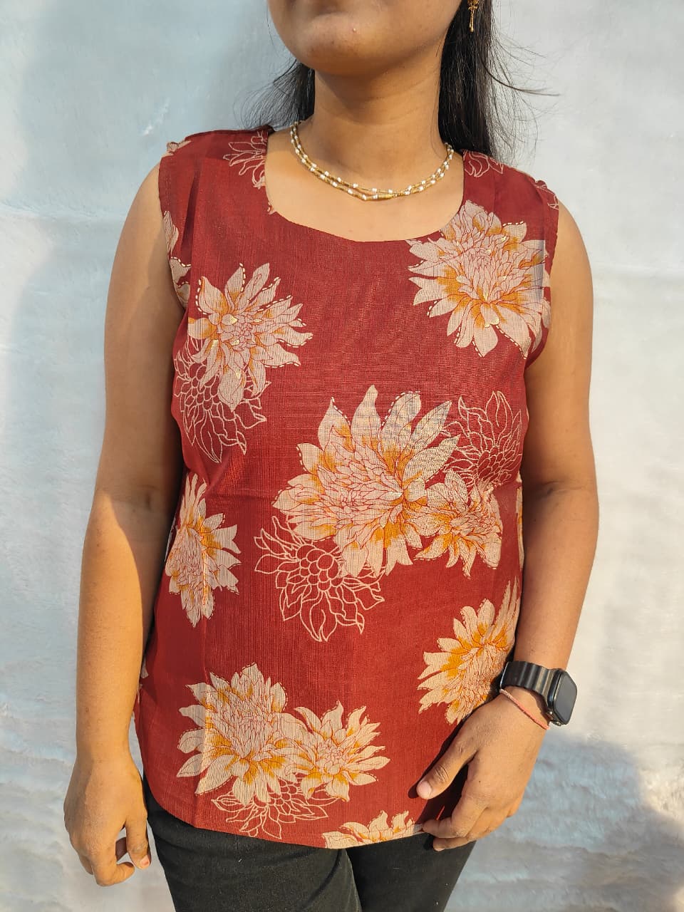 Amber petal sleeveless vartican short kurti