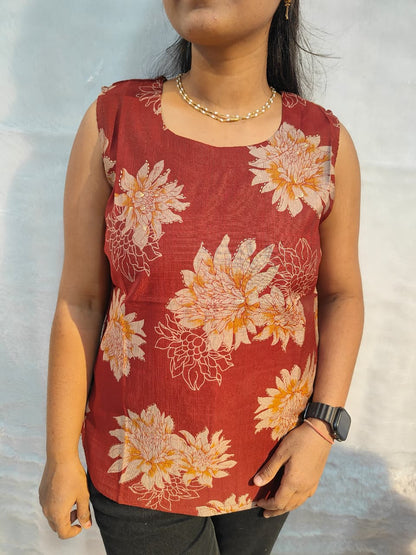 Amber petal sleeveless vartican short kurti