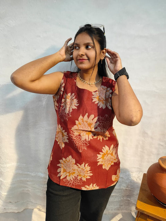 Amber petal sleeveless vartican short kurti